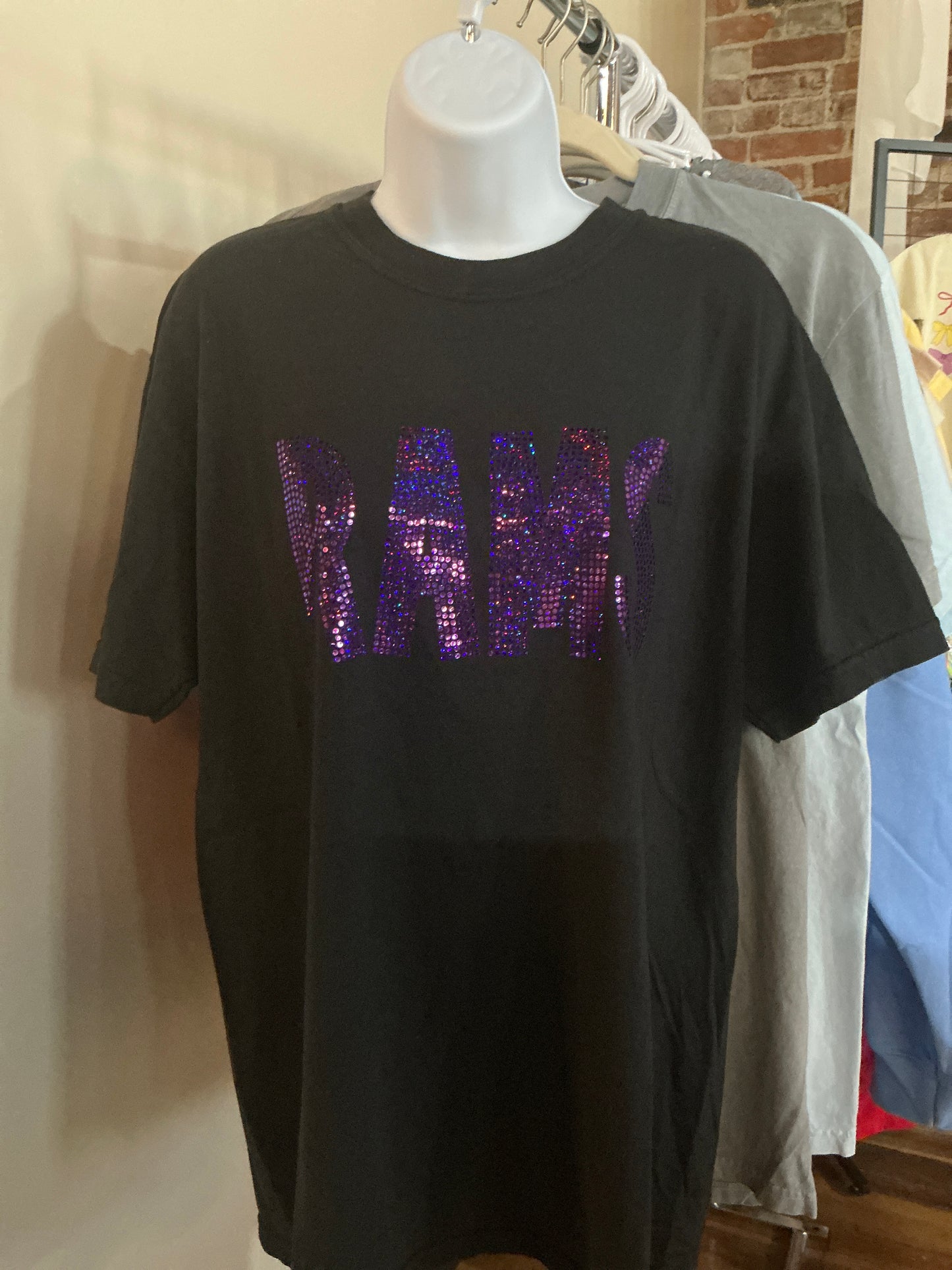 L - Rams Spangle Tee