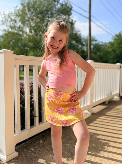 Girls Pink Daisy 2 Piece Athletic Active Skirted Sport Set