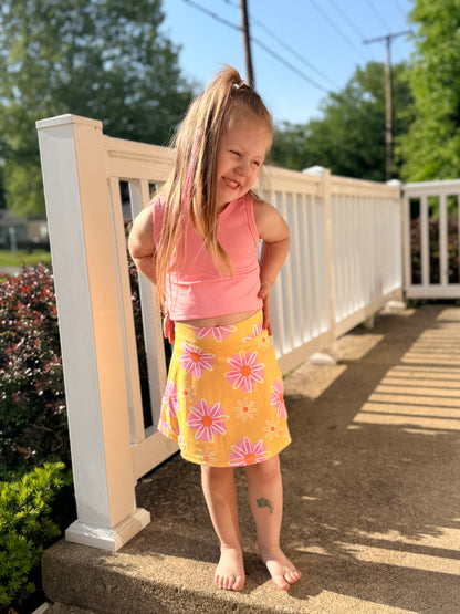 Girls Pink Daisy 2 Piece Athletic Active Skirted Sport Set